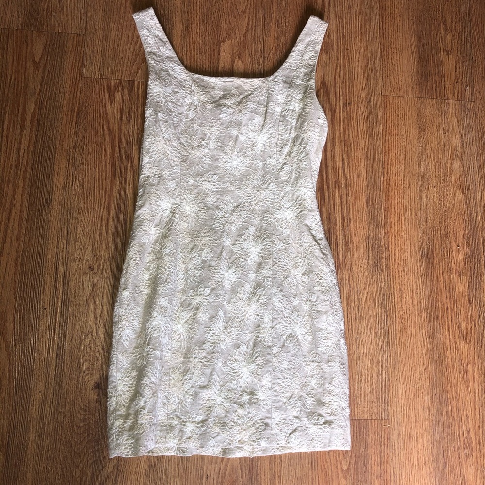 The Limited tan embroidered linen dress size 2